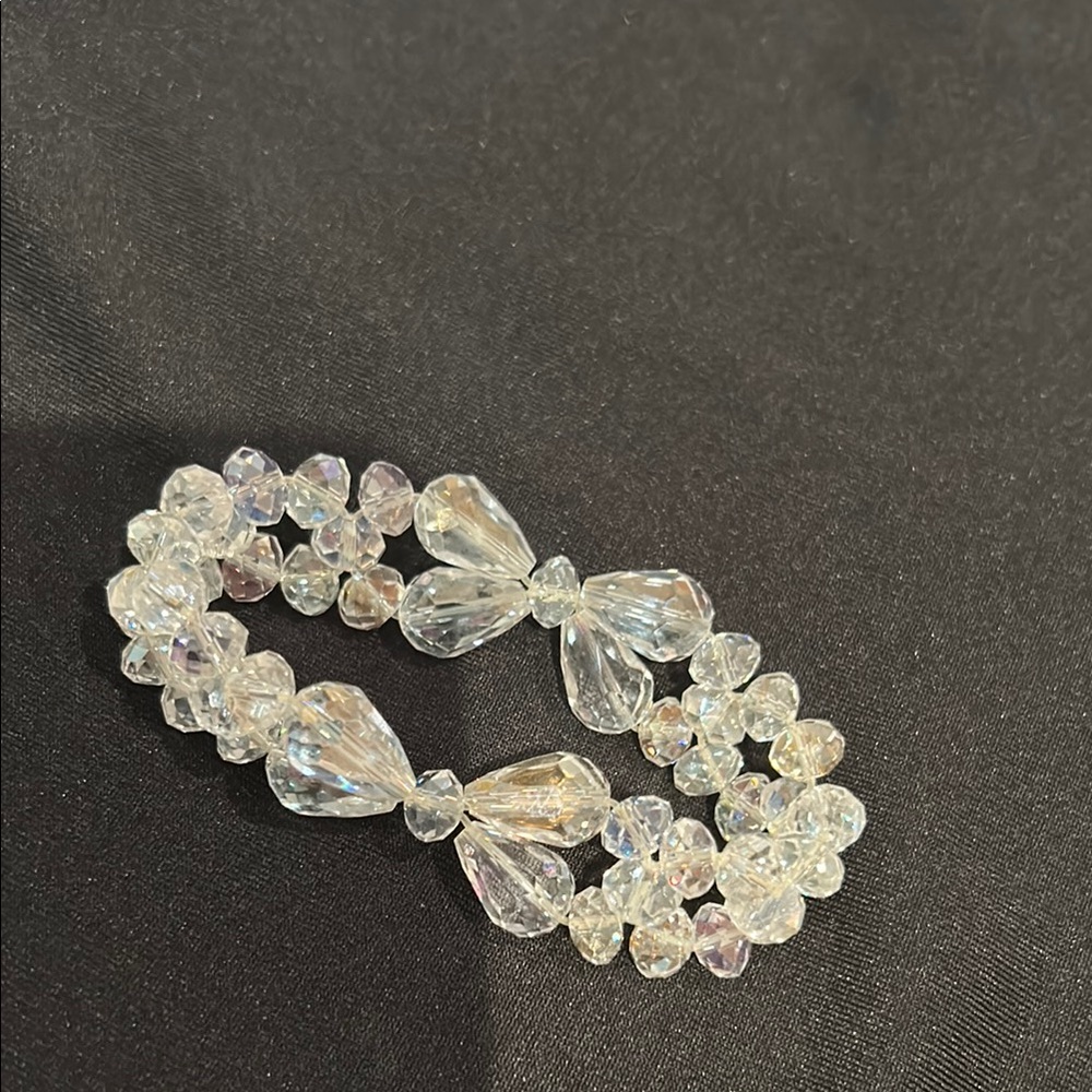 Chic Clear Beaded Bracelet